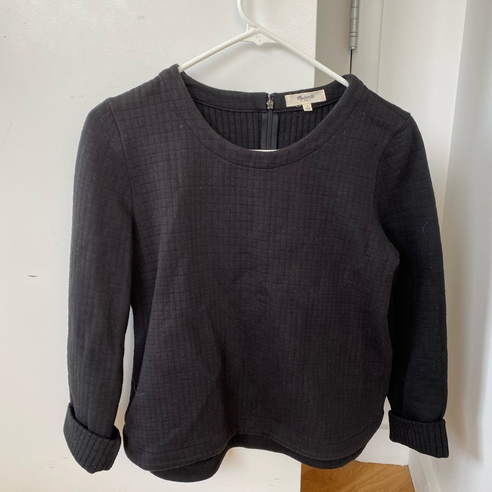 Madewell Boxy Sweatshirt in Black - Size Small